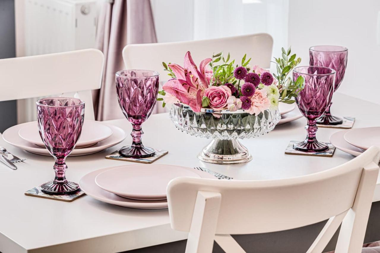 ARI Rose Apartment in complexul Ared Kaufland Arad Exterior foto