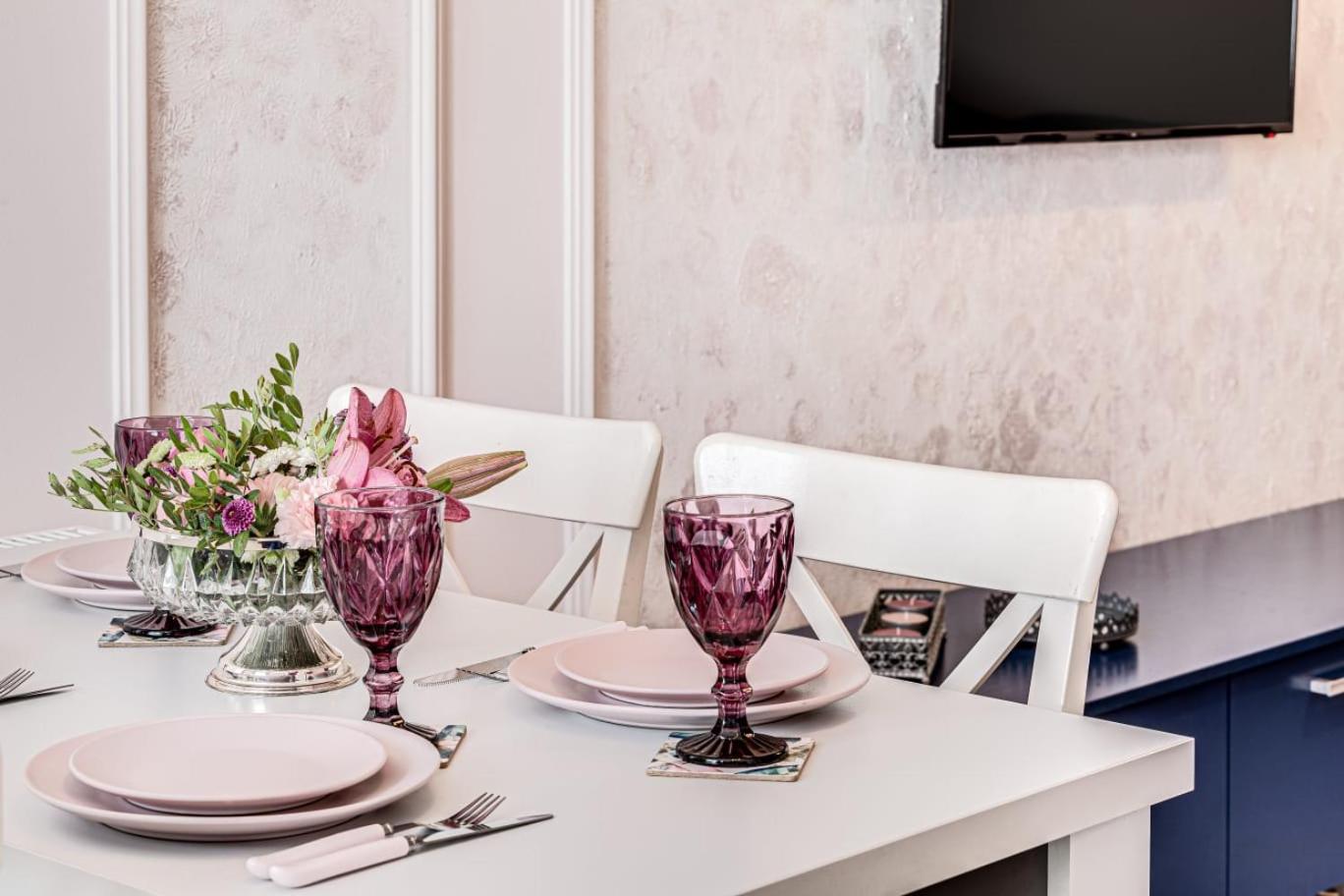ARI Rose Apartment in complexul Ared Kaufland Arad Exterior foto