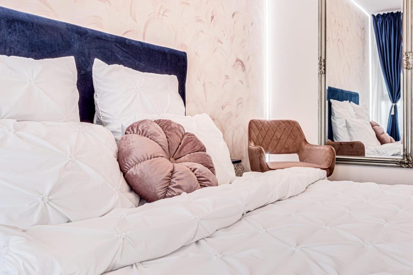 ARI Rose Apartment in complexul Ared Kaufland Arad Exterior foto