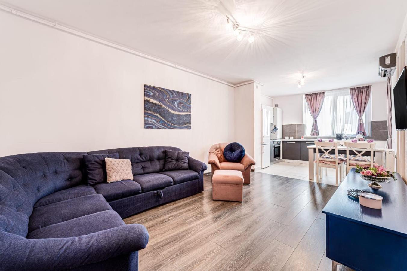ARI Rose Apartment in complexul Ared Kaufland Arad Exterior foto