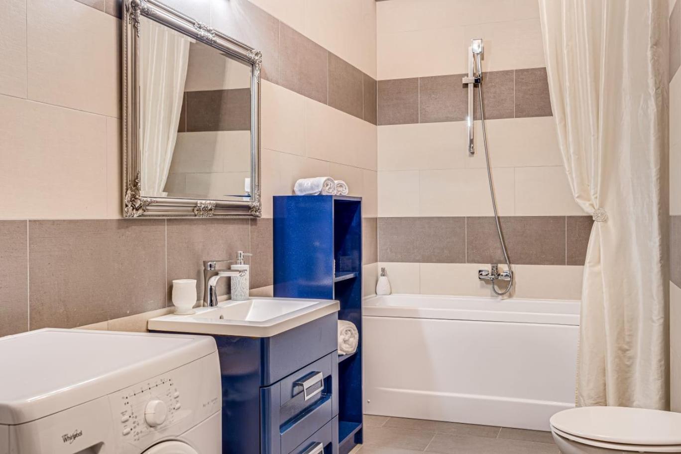 ARI Rose Apartment in complexul Ared Kaufland Arad Exterior foto